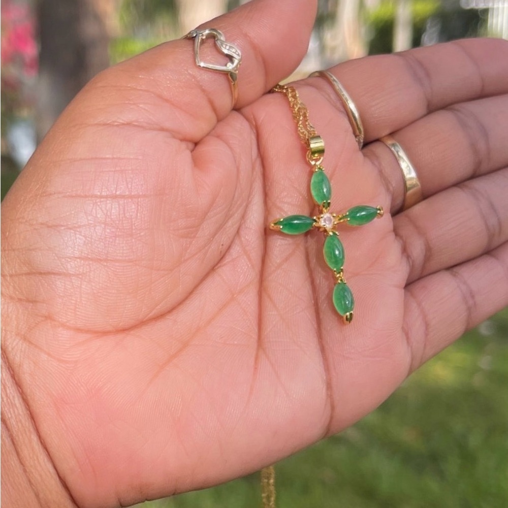 Jade Cross Pendant Necklace 18inch - Picture 2 of 8